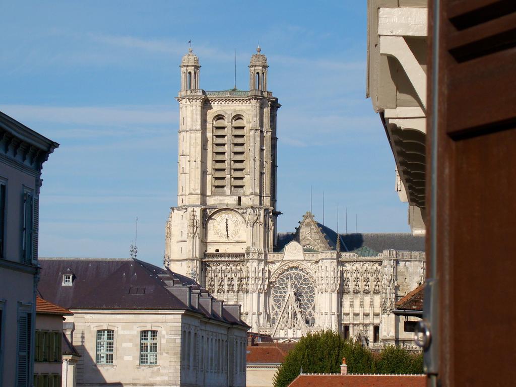Bel Appartement Coeur De Ville Troyes Quarto foto